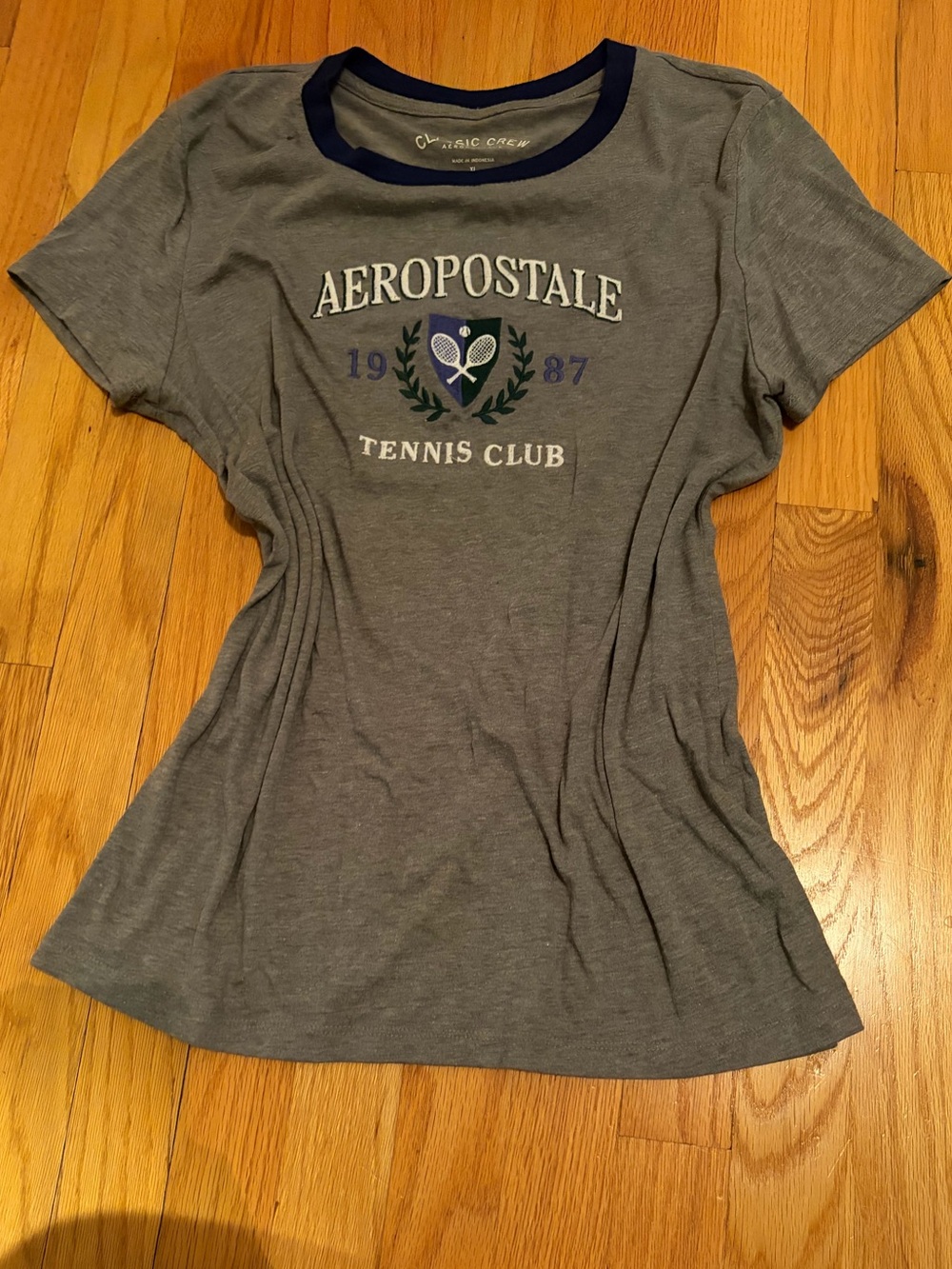 Aeropostale Gray Short Sleeve Tennis Club Tee with Navy Trim